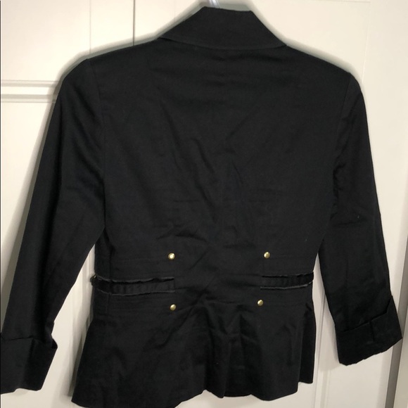Seduction black blazer with gold buckle - Picture 5 of 8